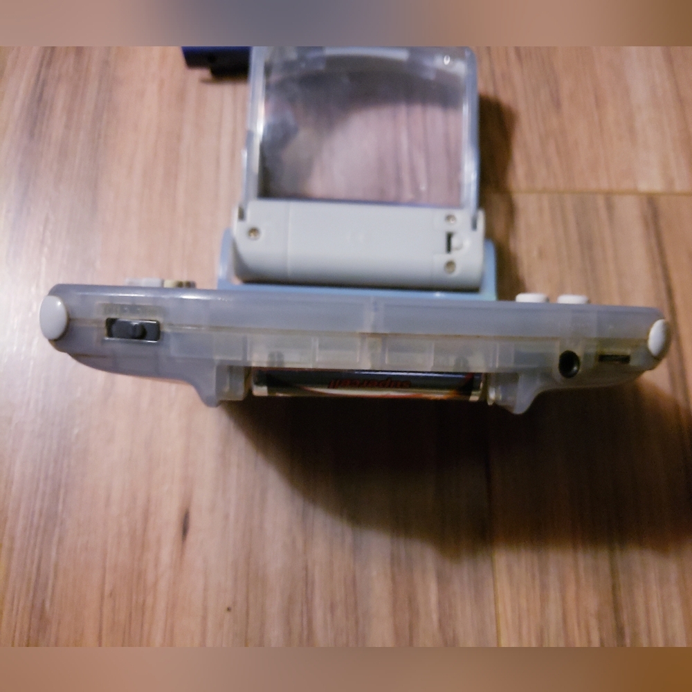 Nintendo Game Boy Advance Vintage- Translucent Gray w/ Game & Accessories - Picture 7 of 8